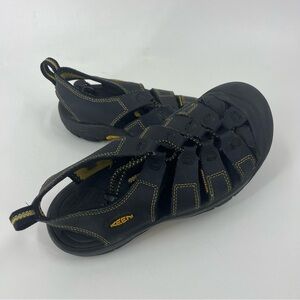 Keen Unisex Waterproof closed toe Hiking Sandals